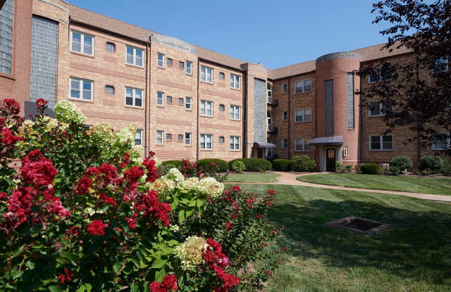 5823 Lindenwood 3E | SouthCitySpaces.com | Gallery 2