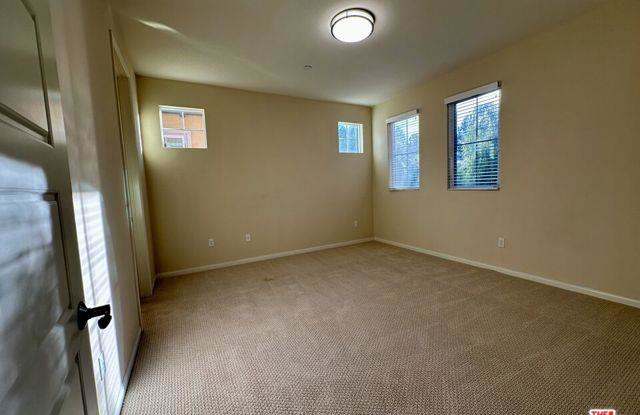 20340 Paseo Del Campo - 20340 Paseo Del Campo, Los Angeles, CA 91326