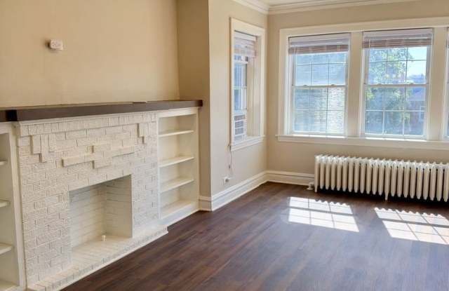 4708 W Altgeld Street Gallery 2