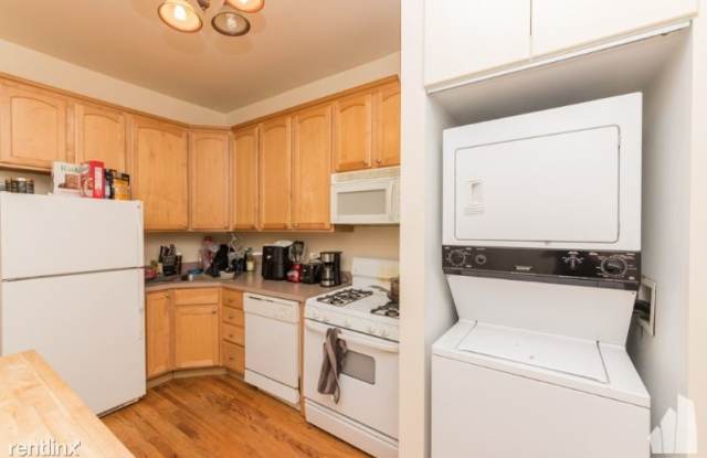 852 W Buckingham Pl 1F - 852 W Buckingham Pl, Chicago, IL 60657