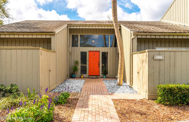 9996 SAWGRASS Drive E photos photos