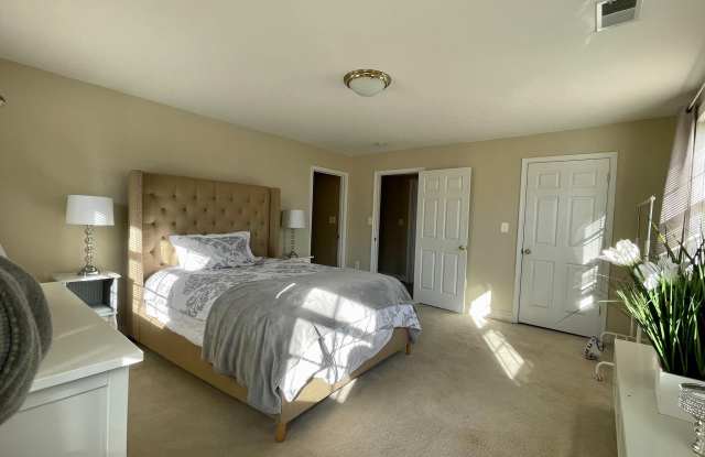 12530 POPES HEAD ROAD - 12530 Popes Head Road, Fairfax County, VA 20124
