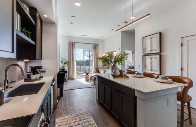 Pearl Bee Cave photos photos Pearl Bee Cave photos photos