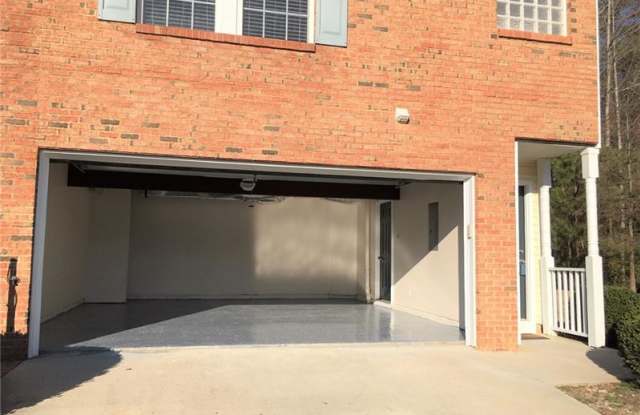 895 Brickleridge Lane SE Gallery 2