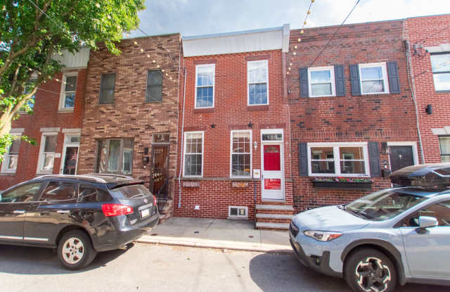 Excellent South Philadelphia Row Home photos photos