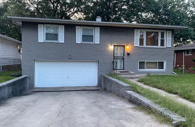 2040 Cleveland St - 2040 Cleveland Street, Gary, IN 46404