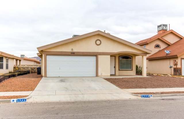 Stylish Northeast Home w/ Refrigerated Air, just minutes Ft. Bliss! photos photos
