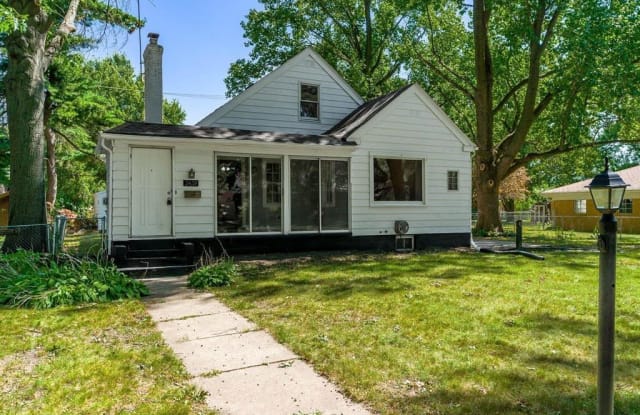 3439 Latham Street - 3439 Latham Street, Rockford, IL 61103