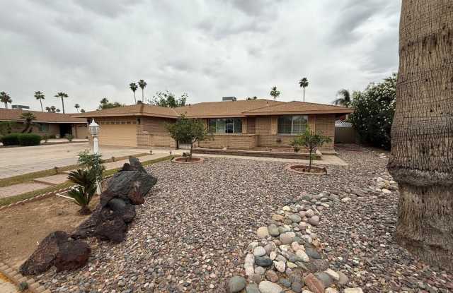 4028 W Augusta Avenue photos photos