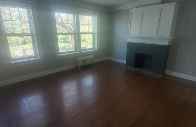Twin Oaks Manor Apartments Gallery 1