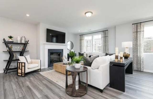 1339 Creek View Lane Gallery 3