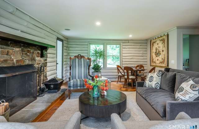102 Westwoods Road Gallery 4