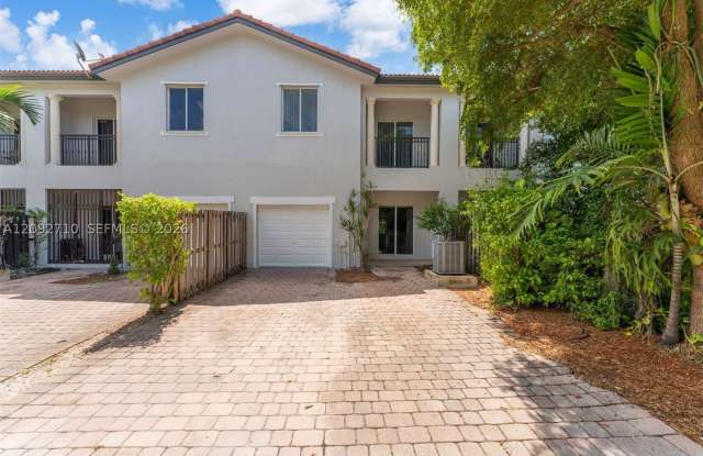 11245 SW 231st Ln Gallery 1