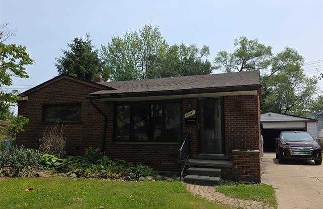 26521 Baldwin Street photos photos