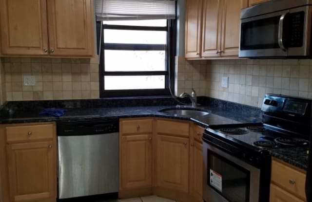 7324 N Ridge Blvd - 7324 N Ridge Blvd, Chicago, IL 60645