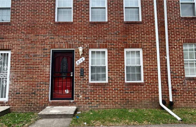 Baltimore - 3 Bedrooms and 1 baths Available! Gallery 1