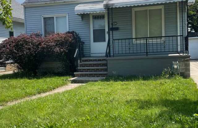 3 bd house in Parma photos photos