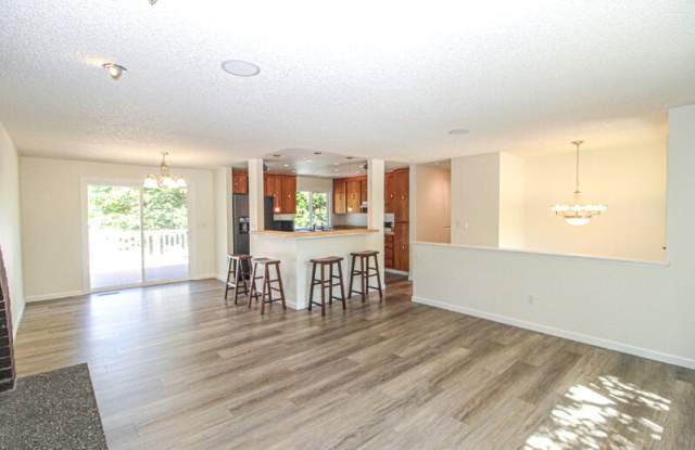 10605 166th Pl NE Gallery 4
