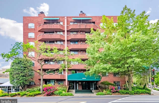 4444 CONNECTICUT AVE NW #207 - 4444 Connecticut Avenue Northwest, Washington, DC 20008