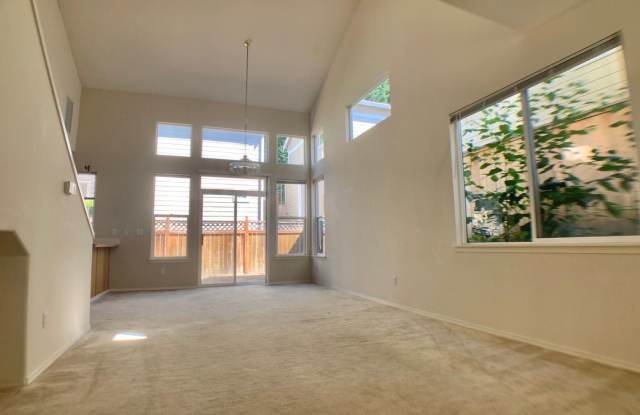 15058 NE 8th Place Gallery 3