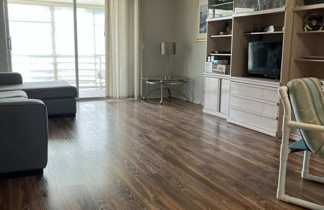 12002 Poinciana Boulevard Gallery 2