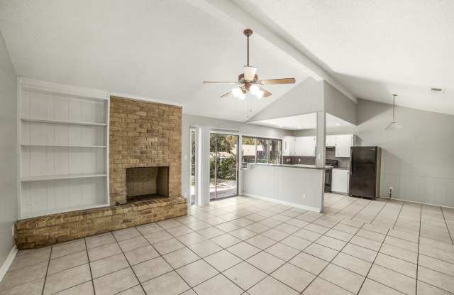 8912 Hunters Trace Gallery 3
