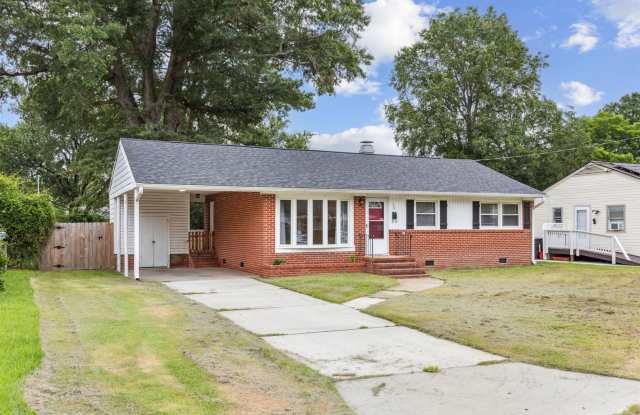 Charming brick rancher with modern kitchen - Hampton photos photos