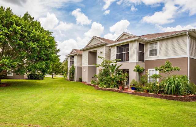River Trace Apartments and Homes - Affordable Housing Gallery 2