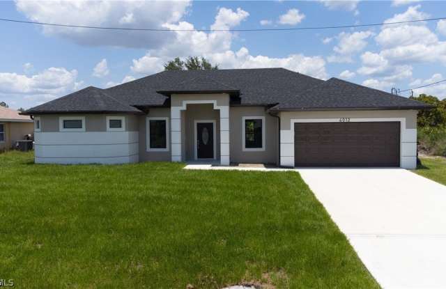 3728 9th Street W Gallery 2