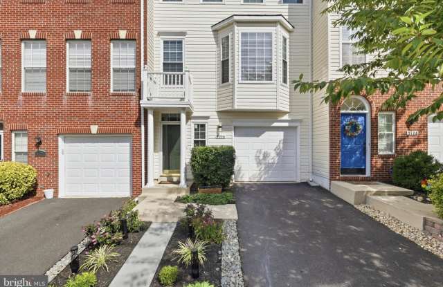 5106 BALLYCASTLE Circle Gallery 3