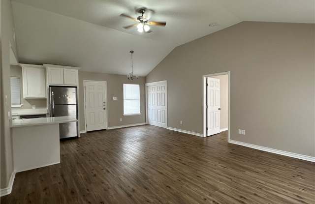 2703 Mccain Drive Gallery 2