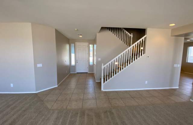 Gorgeous Home in Maricopa Gallery 3