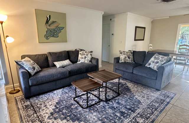 9216 N Alpinia Dr Gallery 1