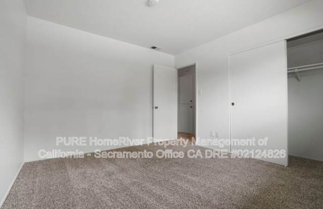 8811 Salmon Falls Dr. Gallery 3
