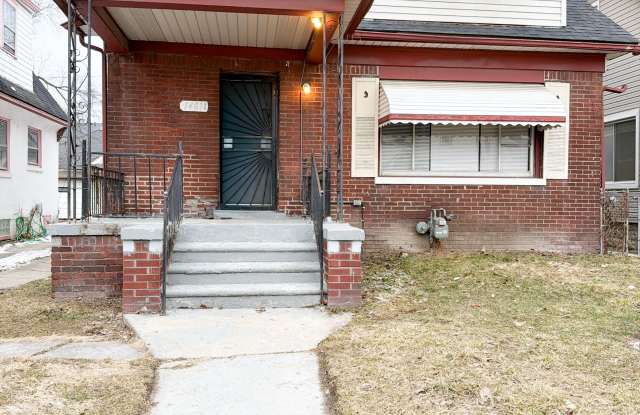 14011 Roselawn Street photos photos