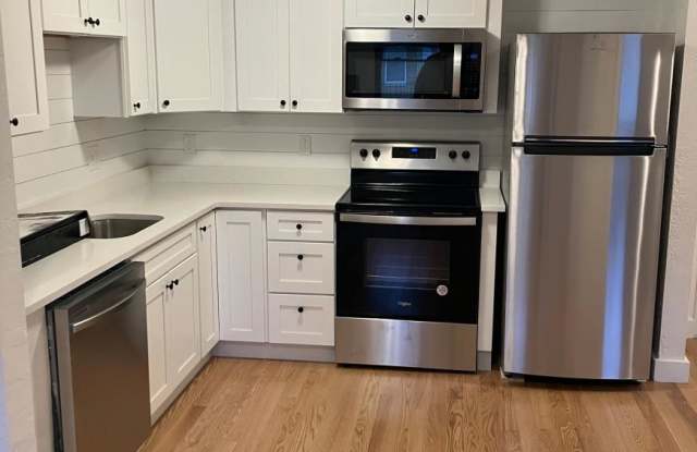 111 Walnut St. photos photos
