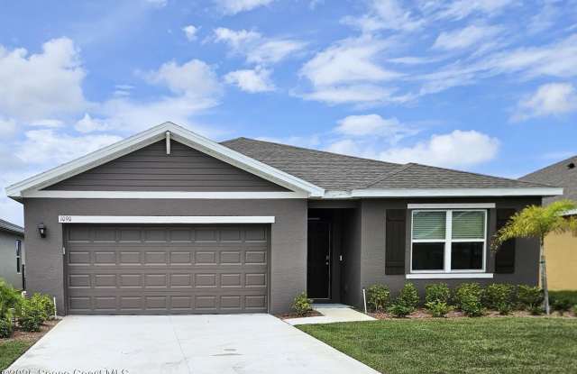 1090 Trinity Street photos photos