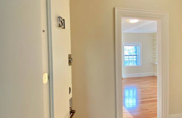 Huge studio in Beacon HIll photos photos
