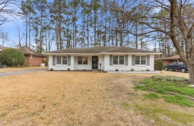 4573 CHARLESWOOD photos photos