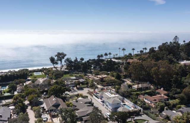 1112 Hill Road photos photos