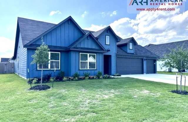 Luxurious 4 BR / 2 BA with THREE-CAR GARAGE - 2314 SF - Harmony Hills, Fredericksburg! photos photos