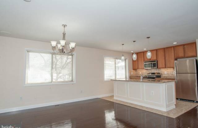 6129 RIVANNA DR Gallery 2