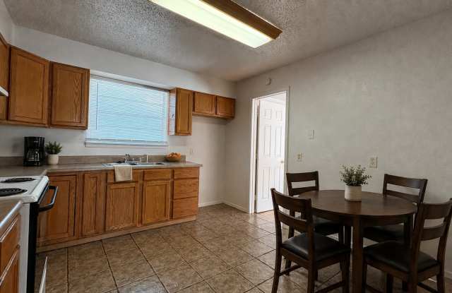 1512 Brookdale Dr Gallery 4