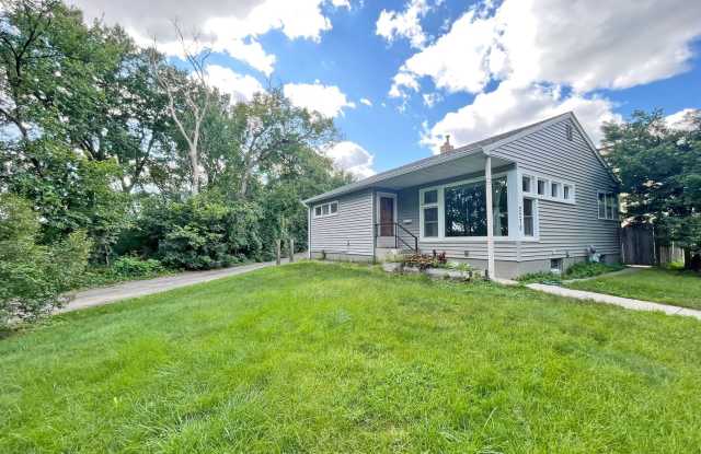 Beautiful Big 4-Bedroom, All New Kitchen, Fenced Yard, 2-Car Garage, Walk to U of M, Pets OK! photos photos
