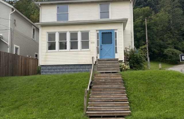Spacious 3-Bedroom, 2-Bath Home with Large Deck & Off-Street Parking photos photos