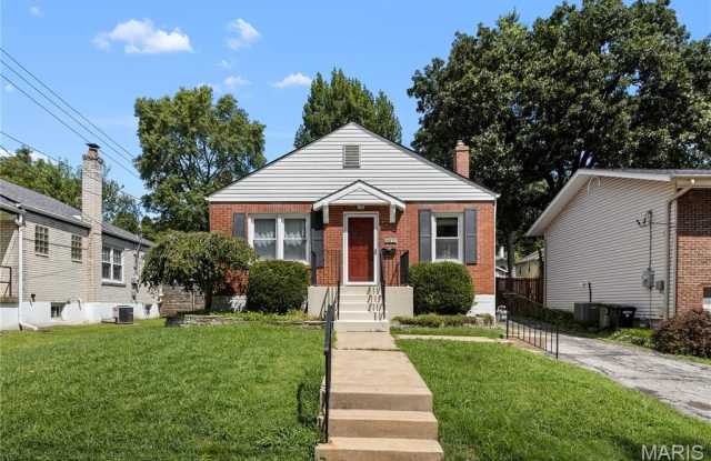 8921 Powell Avenue photos photos