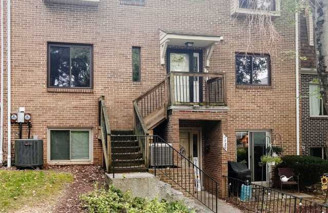 3 Bedroom, 2 Bath Townhouse photos photos