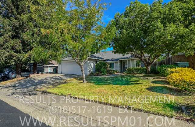 Lovely 3 Bedroom in Great Location! photos photos