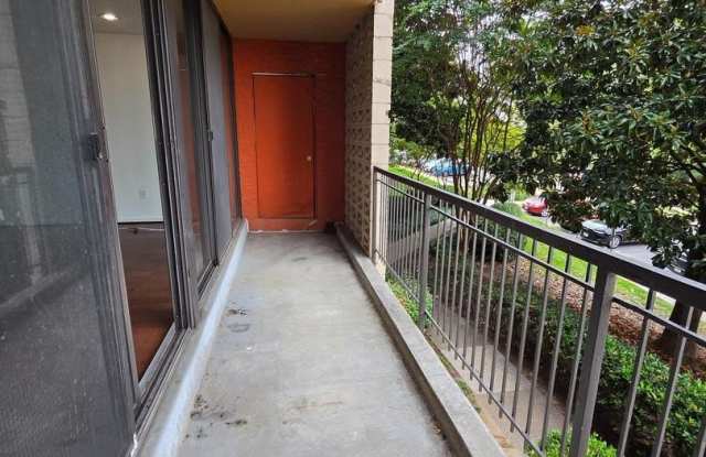 16 S VAN DORN ST #201 Gallery 4