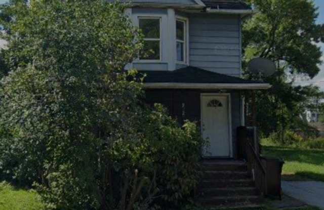 Charming 3-bedroom home, Section 8 Accepted photos photos